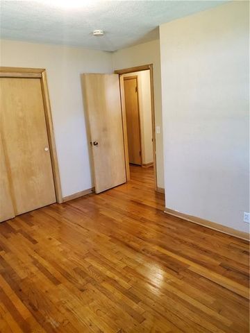 304 Swan Street, Lacygne, KS 66040