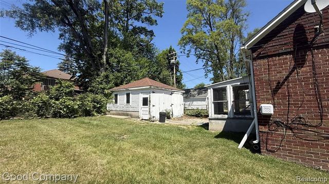 17403 Quincy Street, Detroit, MI 48221