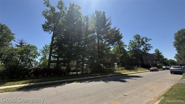 17403 Quincy Street, Detroit, MI 48221