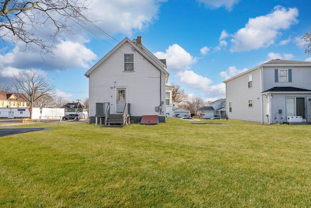 644 S MCALISTER Avenue, Waukegan, IL 60085