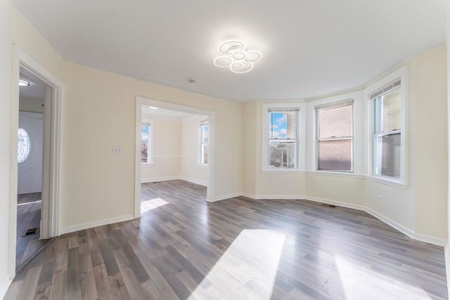 644 S MCALISTER Avenue, Waukegan, IL 60085