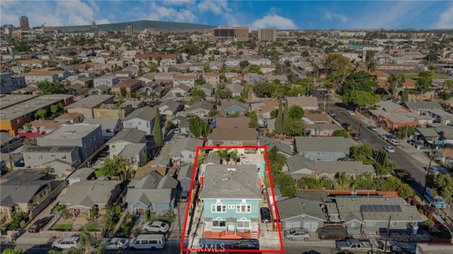 1071 N Almond Court, Long Beach, CA 90813
