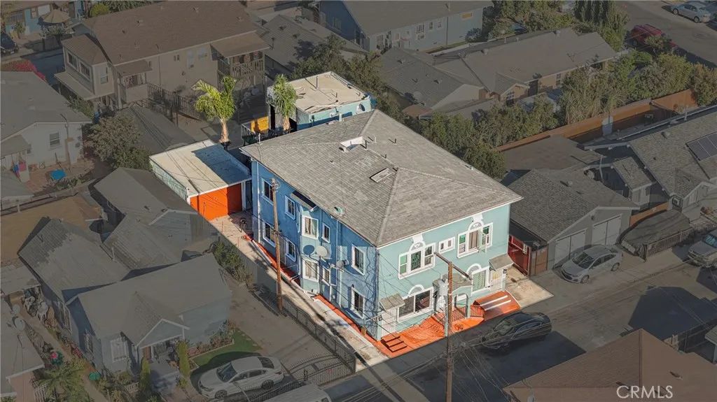 1071 N Almond Court, Long Beach, CA 90813