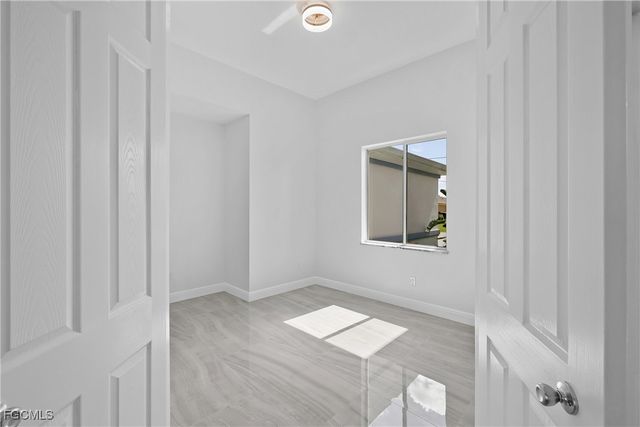 1238 SW 18th AVE, Cape Coral, FL 33991