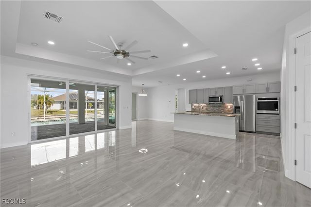 1238 SW 18th AVE, Cape Coral, FL 33991