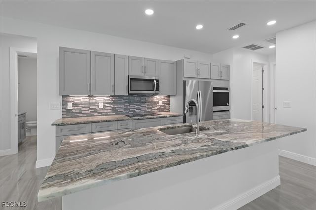 1238 SW 18th AVE, Cape Coral, FL 33991