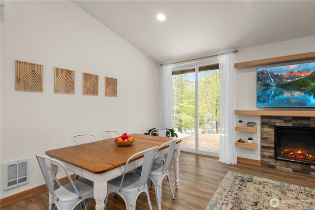 21817 Colt Road, Leavenworth, WA 98826