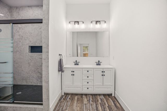 3613 Durango Trail, Granbury, TX 76048