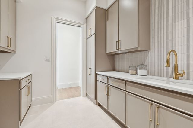 9143 Bluff Hollow Court, Dallas, TX 75220