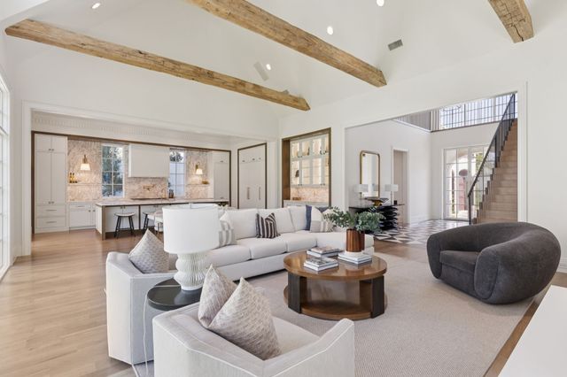 9143 Bluff Hollow Court, Dallas, TX 75220