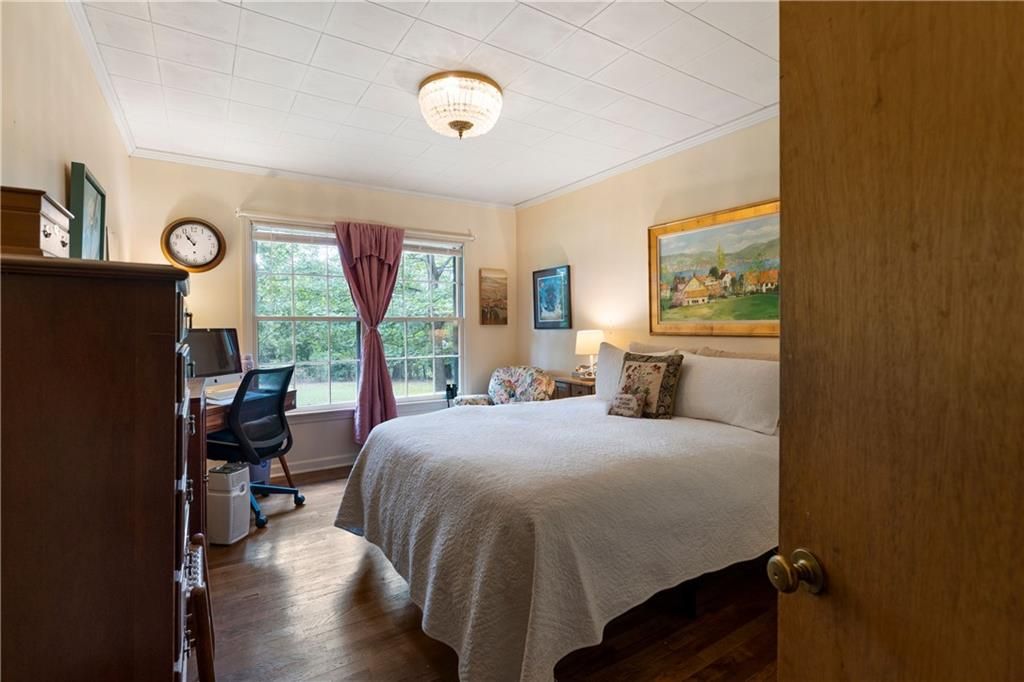 Image 33 of property listing at 79 Floyd Road SW, Cartersville, GA 30120