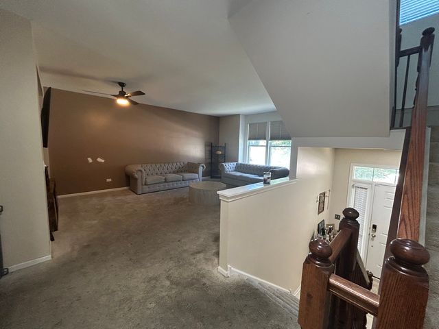 5643 Cambridge Way, Hanover Park, IL 60133