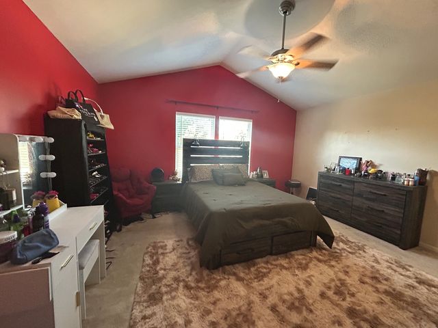 5643 Cambridge Way, Hanover Park, IL 60133