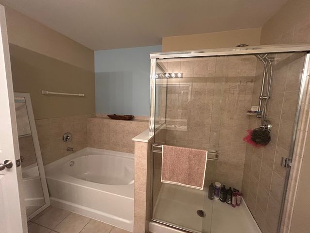 5643 Cambridge Way, Hanover Park, IL 60133