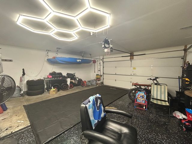 5643 Cambridge Way, Hanover Park, IL 60133