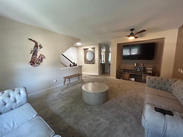 5643 Cambridge Way, Hanover Park, IL 60133
