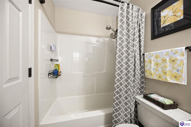 105 April Court, Elizabethtown, KY 42701