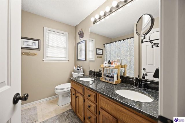 105 April Court, Elizabethtown, KY 42701