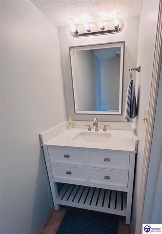 105 April Court, Elizabethtown, KY 42701