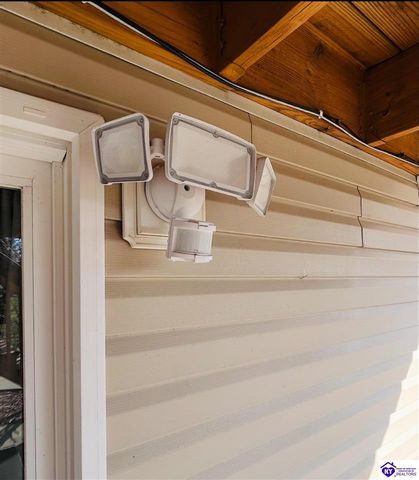 105 April Court, Elizabethtown, KY 42701