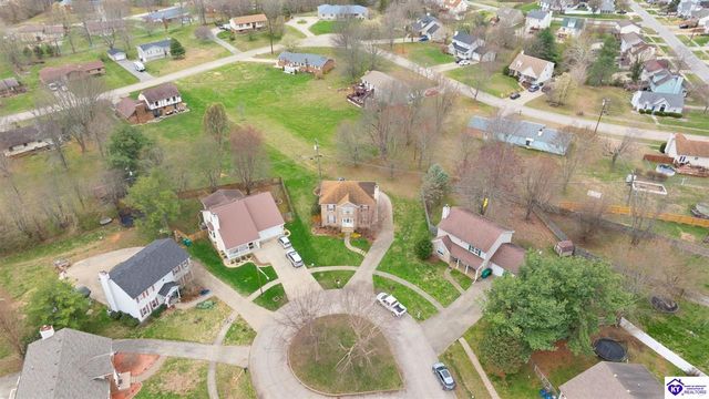 105 April Court, Elizabethtown, KY 42701