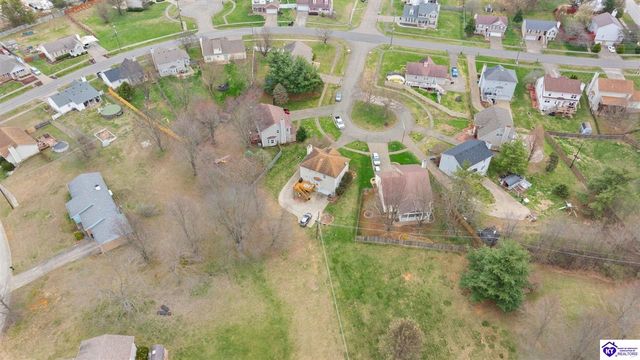 105 April Court, Elizabethtown, KY 42701