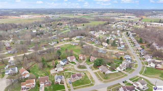 105 April Court, Elizabethtown, KY 42701