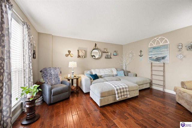 105 April Court, Elizabethtown, KY 42701