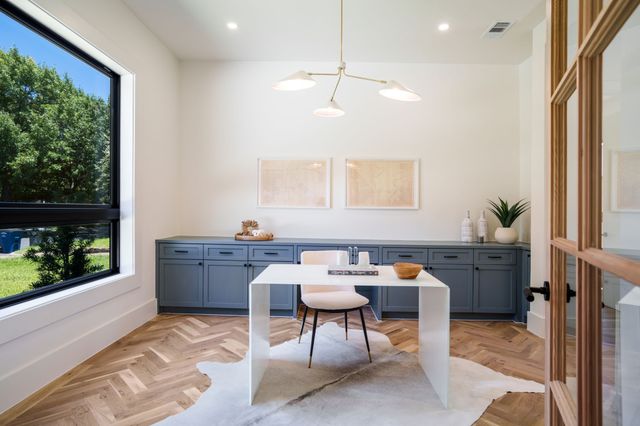 5836 Kenwood Avenue, Dallas, TX 75206