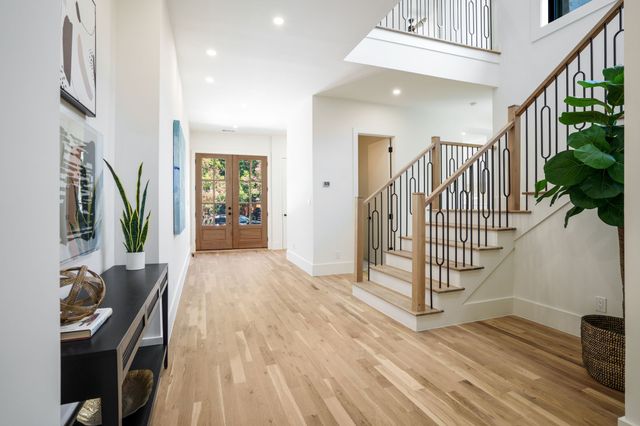 5836 Kenwood Avenue, Dallas, TX 75206