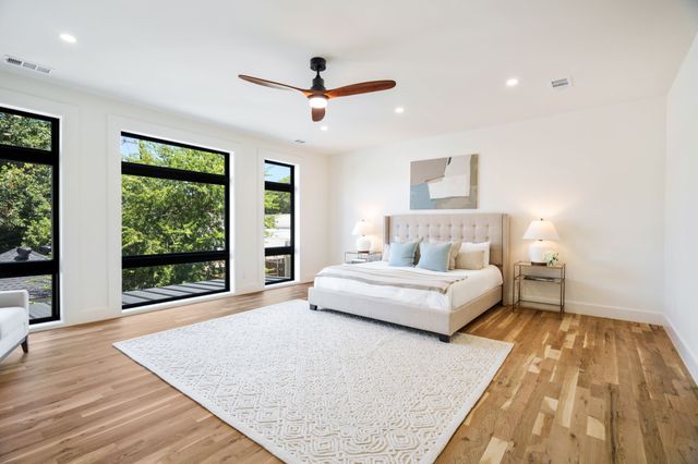 5836 Kenwood Avenue, Dallas, TX 75206