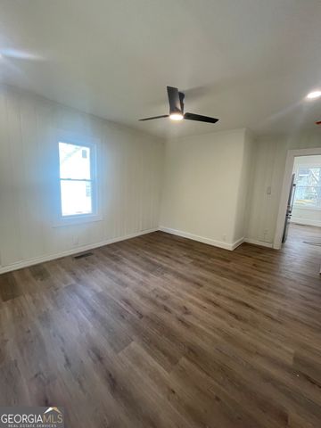 300 Granite Street, Hogansville, GA 30230