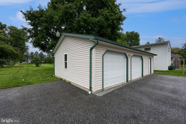63 W WILLOW RD, Willow Street, PA 17584
