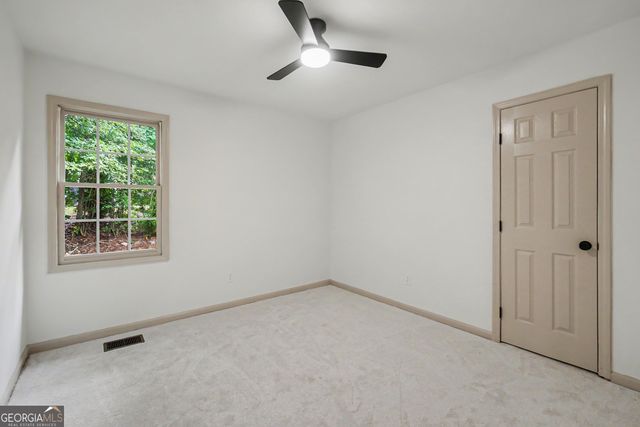 265 Lakeview Lane, Hiram, GA 30141