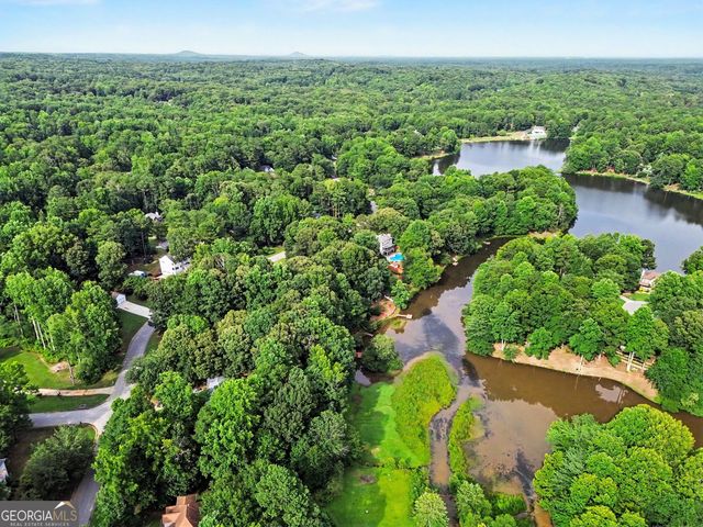 265 Lakeview Lane, Hiram, GA 30141