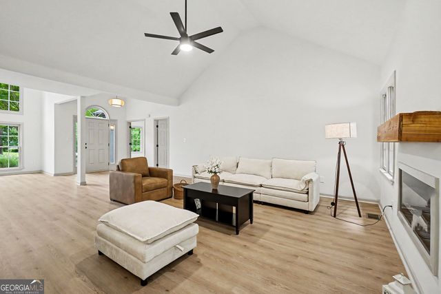 265 Lakeview Lane, Hiram, GA 30141