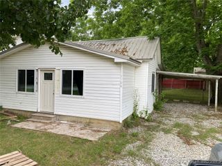 1106 S A Street, Mcalester, OK 74501