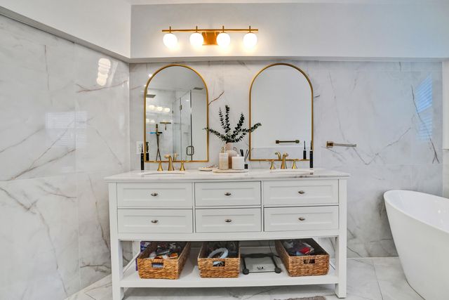 861 Mockingbird Lane, Plantation, FL 33324