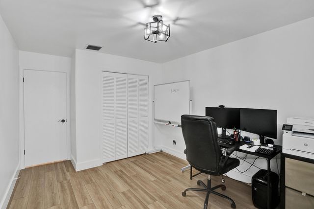 861 Mockingbird Lane, Plantation, FL 33324