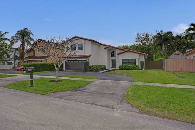 861 Mockingbird Lane, Plantation, FL 33324