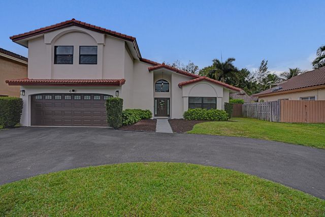 861 Mockingbird Lane, Plantation, FL 33324