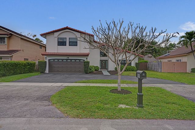 861 Mockingbird Lane, Plantation, FL 33324