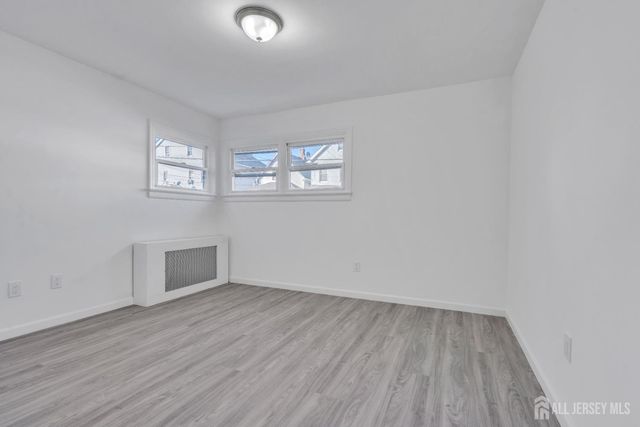 18 John Street, Carteret, NJ 07008