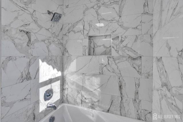 18 John Street, Carteret, NJ 07008