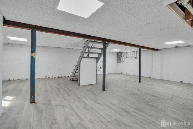 18 John Street, Carteret, NJ 07008