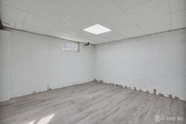 18 John Street, Carteret, NJ 07008