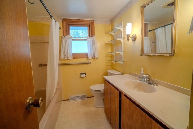 S351 County Road G, Wonewoc, WI 53968