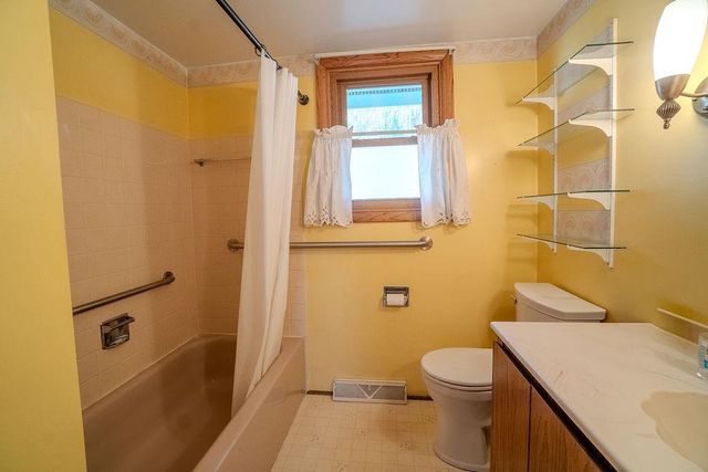 S351 County Road G, Wonewoc, WI 53968