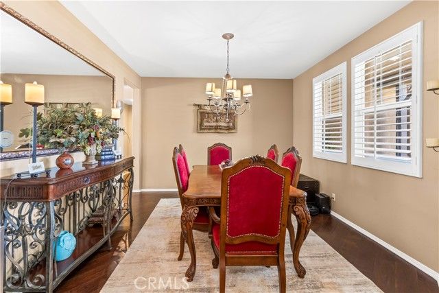 1357 Onyx Circle, Corona, CA 92882