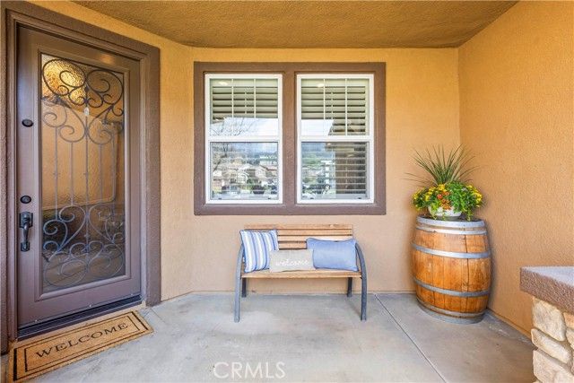 1357 Onyx Circle, Corona, CA 92882
